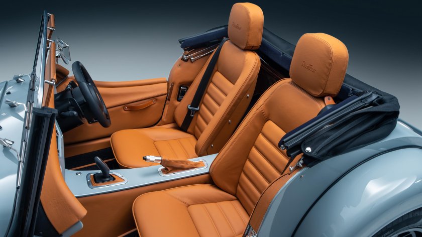 Morgan plus four_2020-