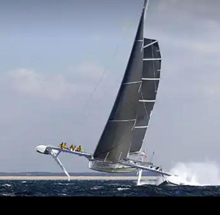 Тримаран Dragonfly 32