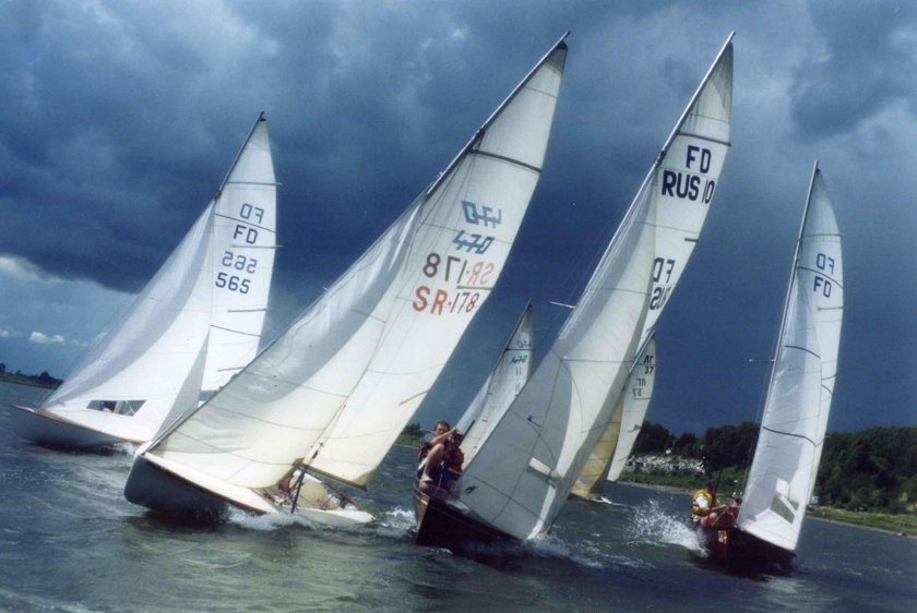 Летучий голландец парусный спорт