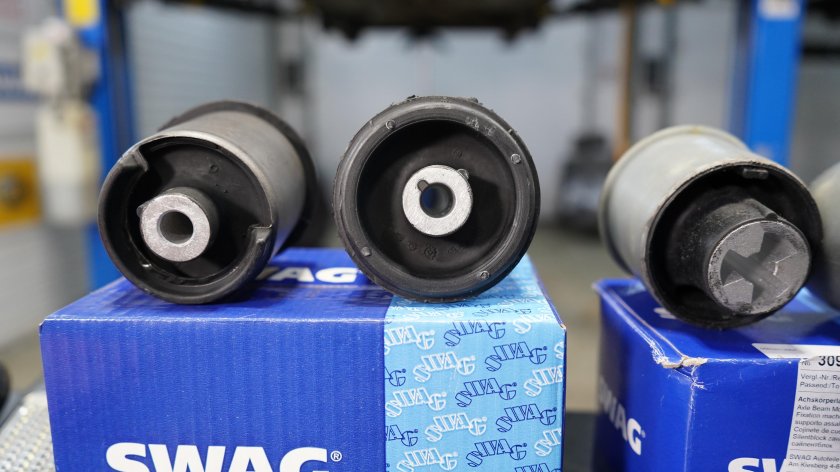 Шкода Фабия сайлентблоки задней балки