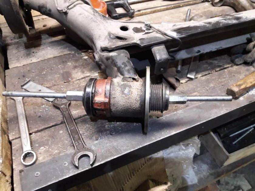 Съёмник сайлентблоков Шкода Октавия а5