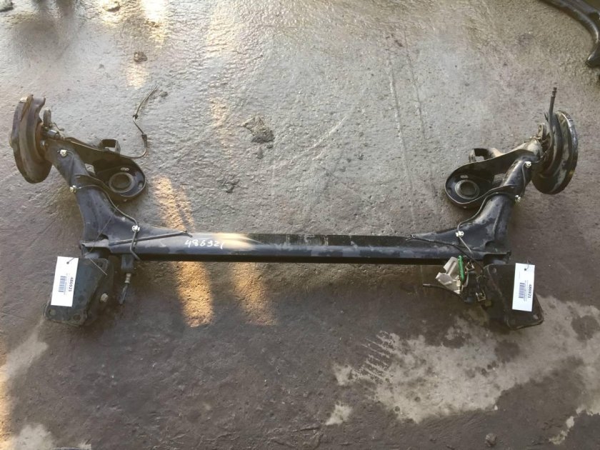 Задняя балка Опель Астра j