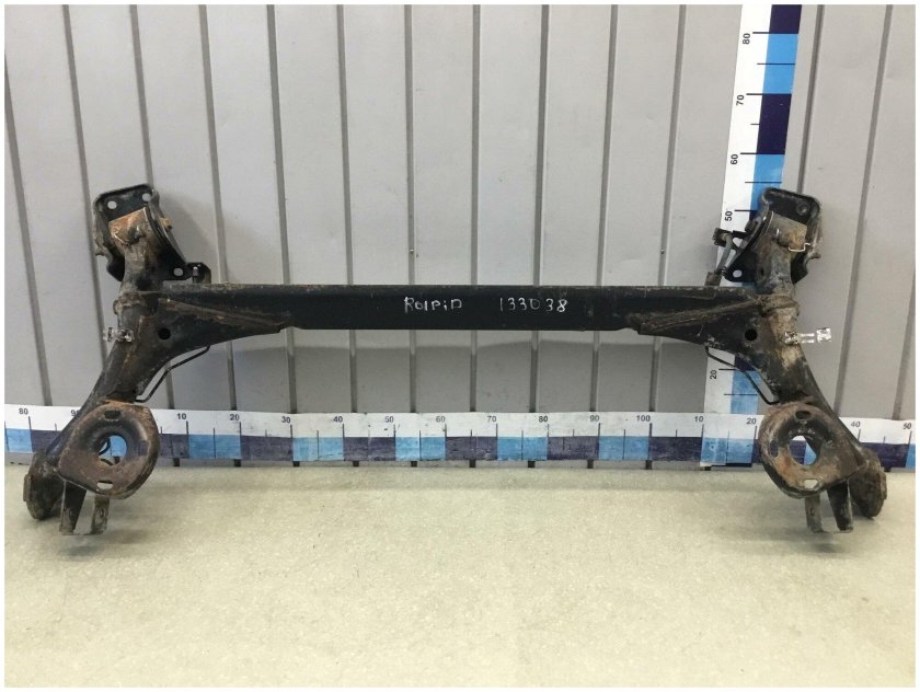 Aw6ru05000051a dominant балка заднего моста