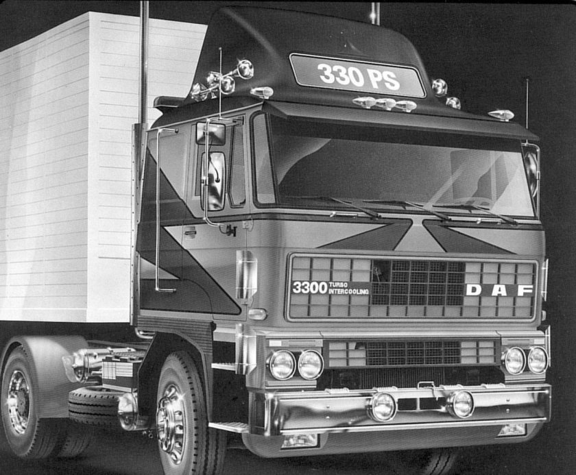 Капотный Даф 2800