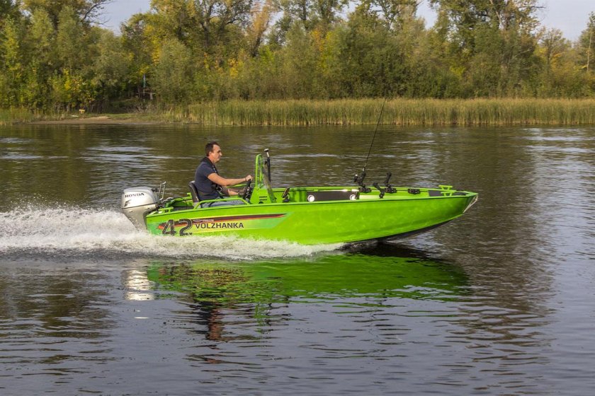 Волжанка 42 Скаут