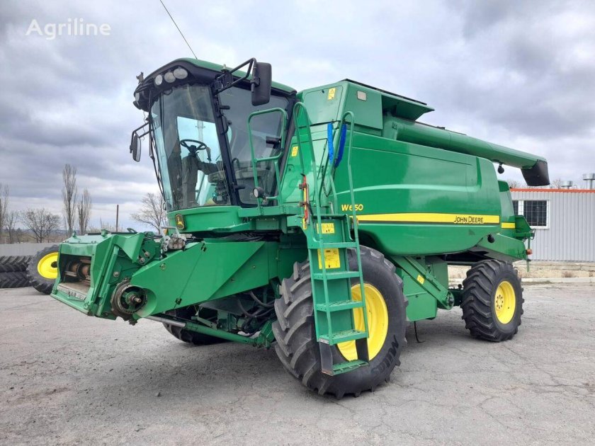 John Deere w650