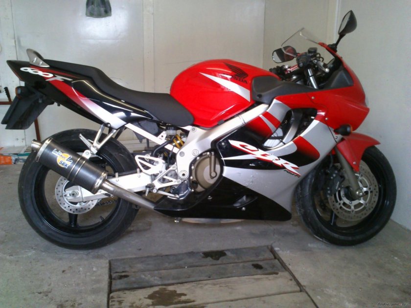 Хонда СБР 600 Ф