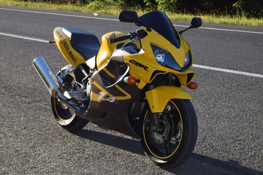 Honda cbr 600 f4