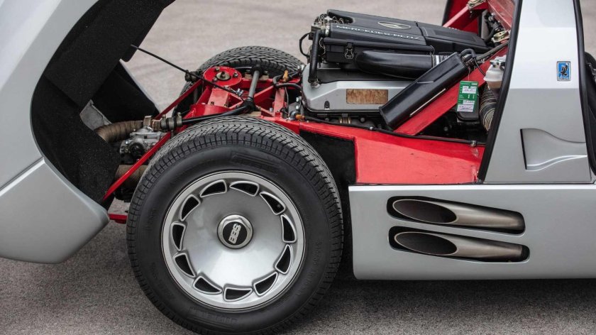 Isdera Imperator 108i Turbo