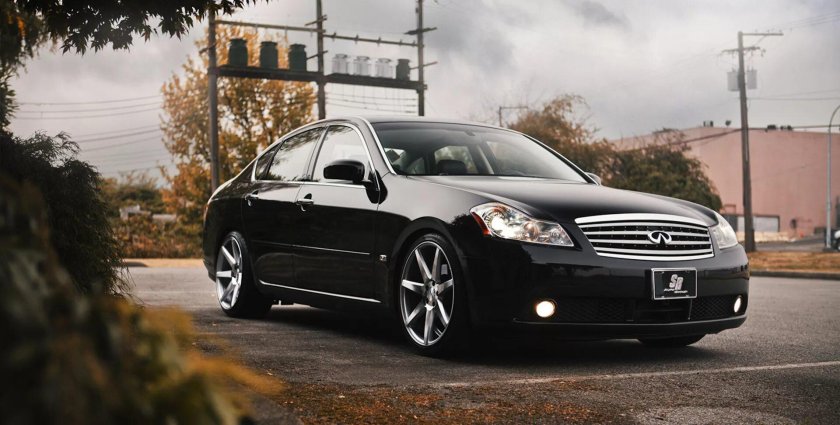Infiniti m35 r19