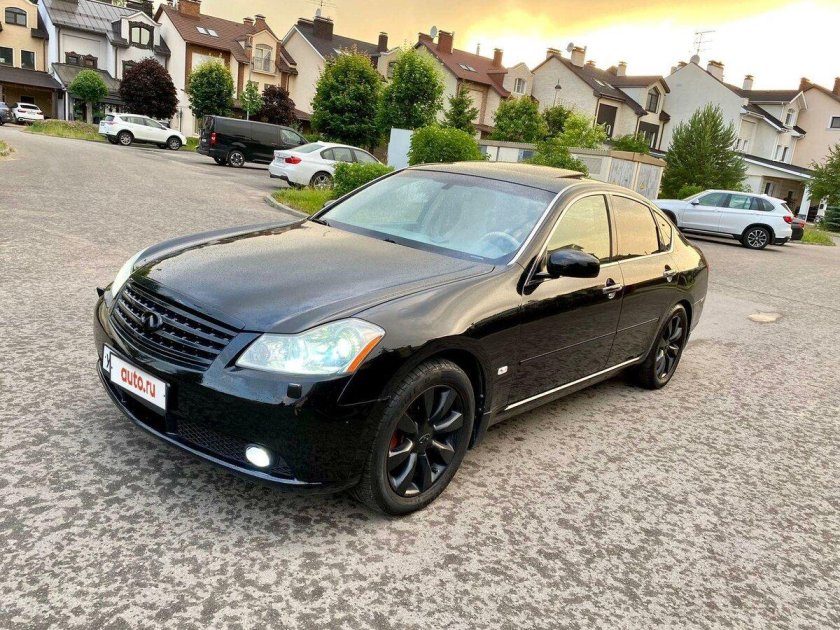 Infiniti m 35 x