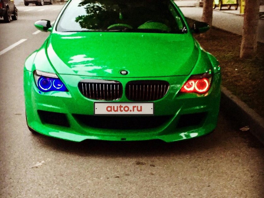 Зеленая БМВ