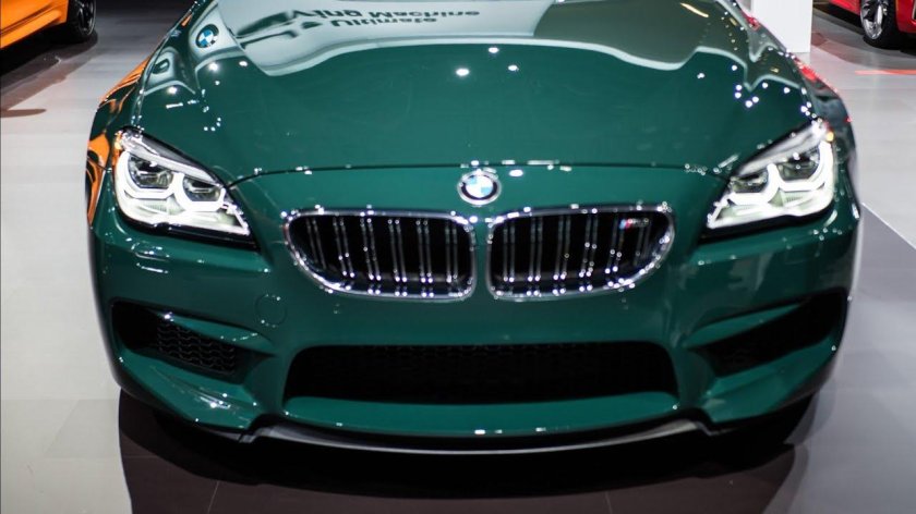 БМВ g20 зеленая