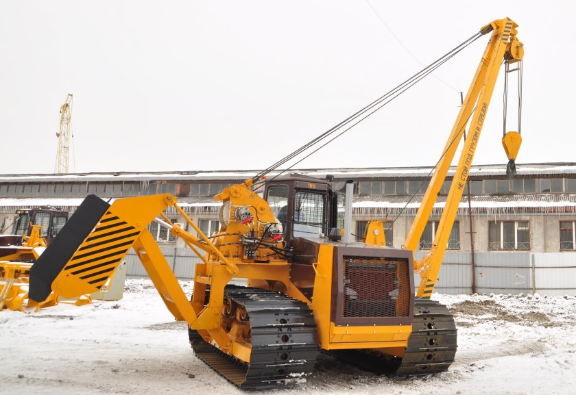 Трубоукладчик ДСТ Урал тг 20.32