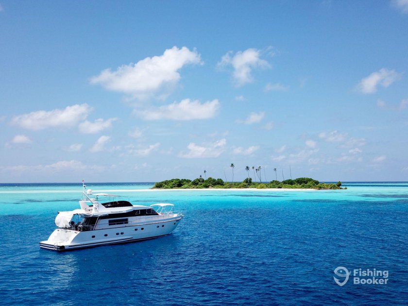 Мальдивы яхта