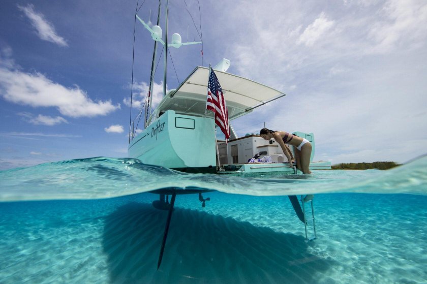 Летучий катамаран