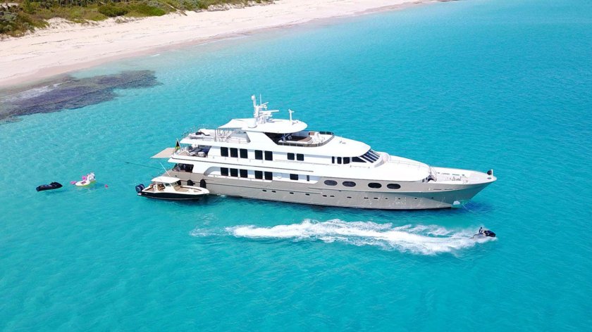 Мальдивы яхта Sunseeker