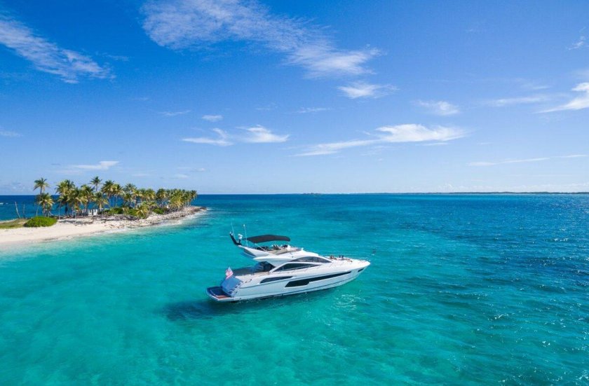 Sunseeker Мальдивы