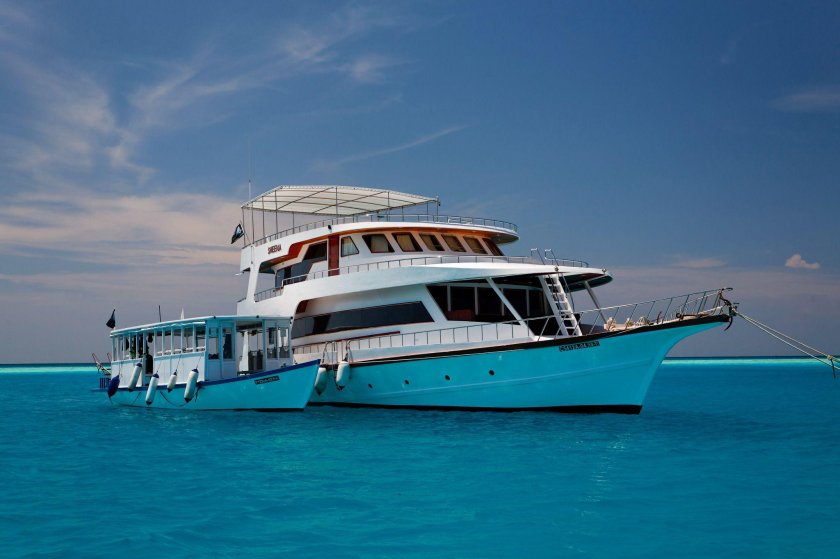 Сафари Боат Мальдивы