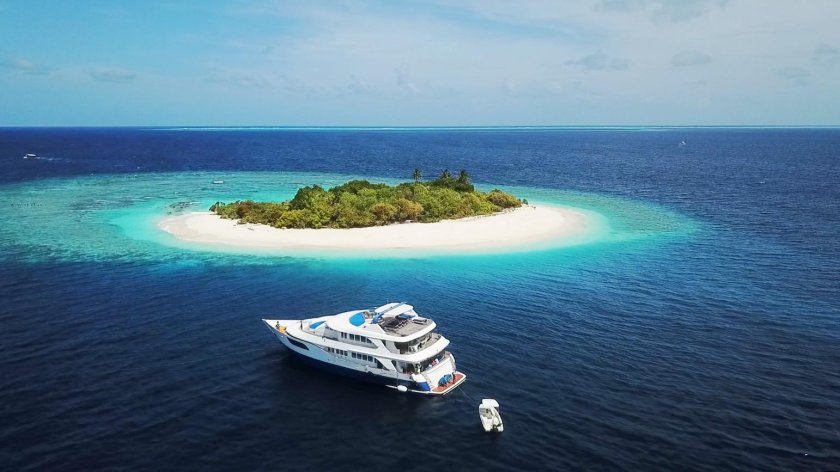 Яхта ритрелла мальдивы