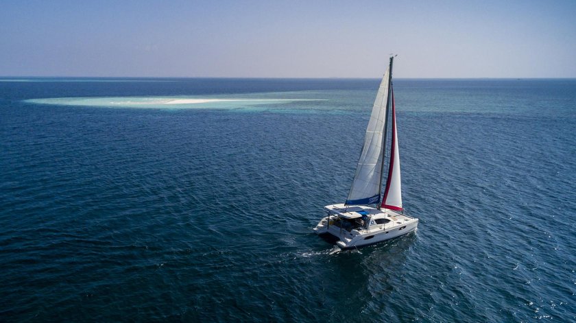 Catamaran Sailing Мальдивы