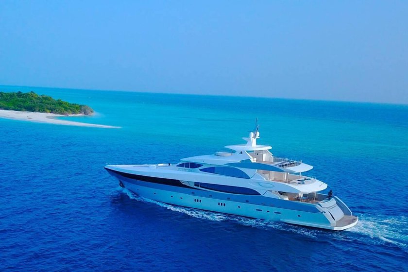 Princess Ulua яхта