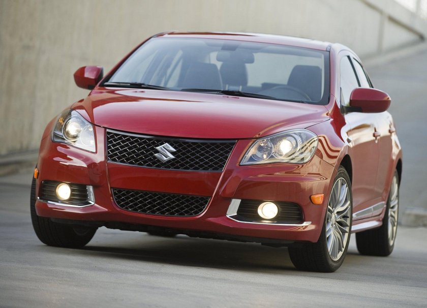 Suzuki Kizashi 2011
