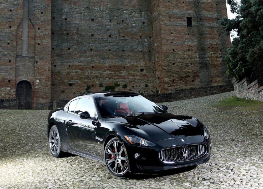 Мазерати Гранд Туризмо