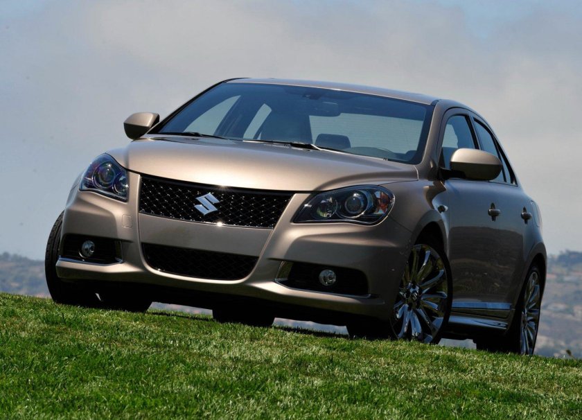 Suzuki седан Kizashi