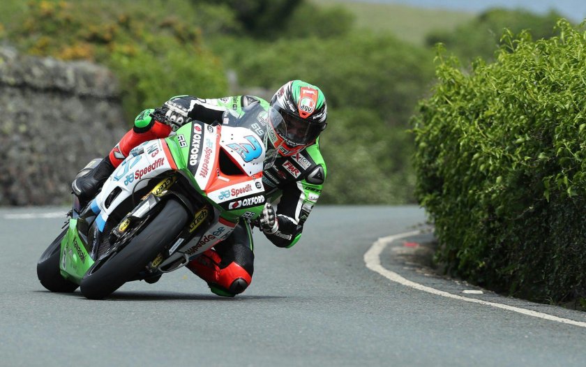 Гонки тт на острове мэн