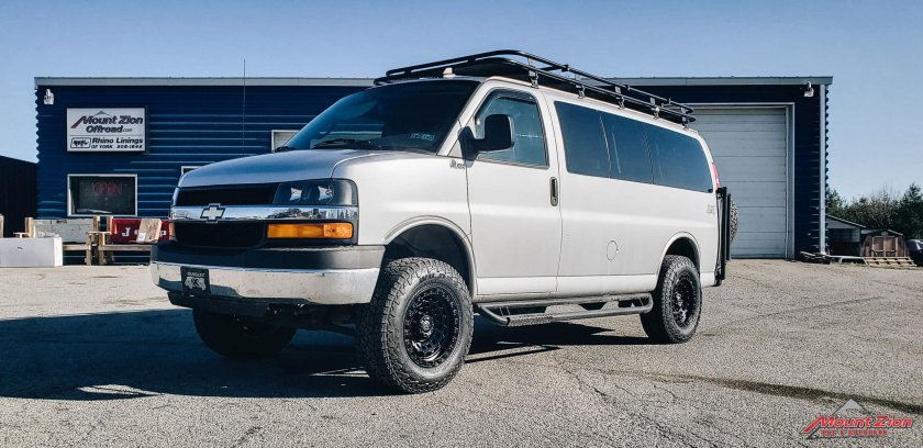 Chevrolet Express van 4x4