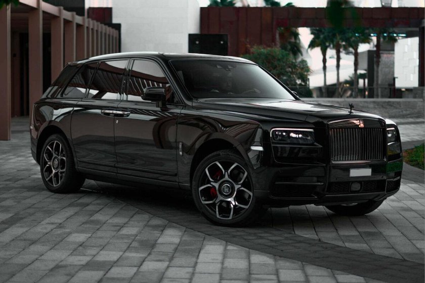 Cullinan Black badge