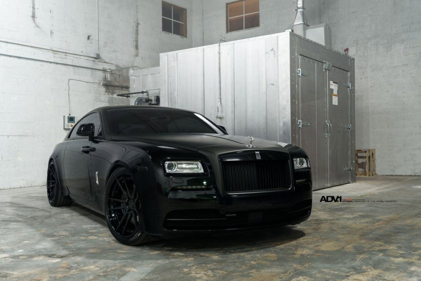 Rolls Royce Wraith черный матовый