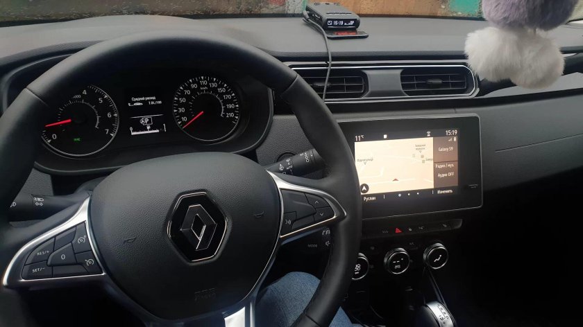 Приборная панель Рено аркана