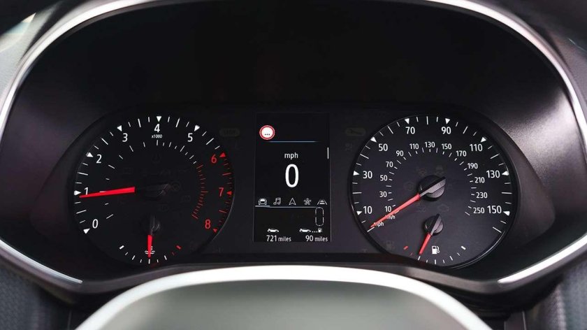 Панель приборов Renault Arkana