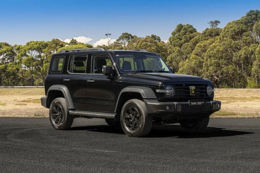 Машина танк 300