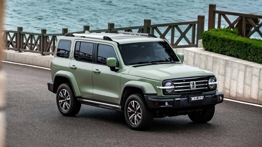 Китайский внедорожник tank 300