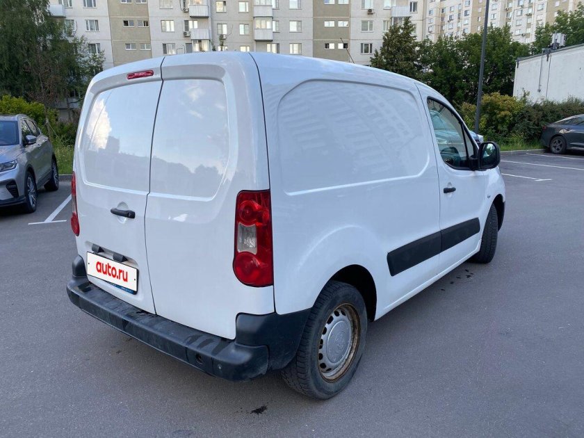 Ситроен берлинго белый 2008