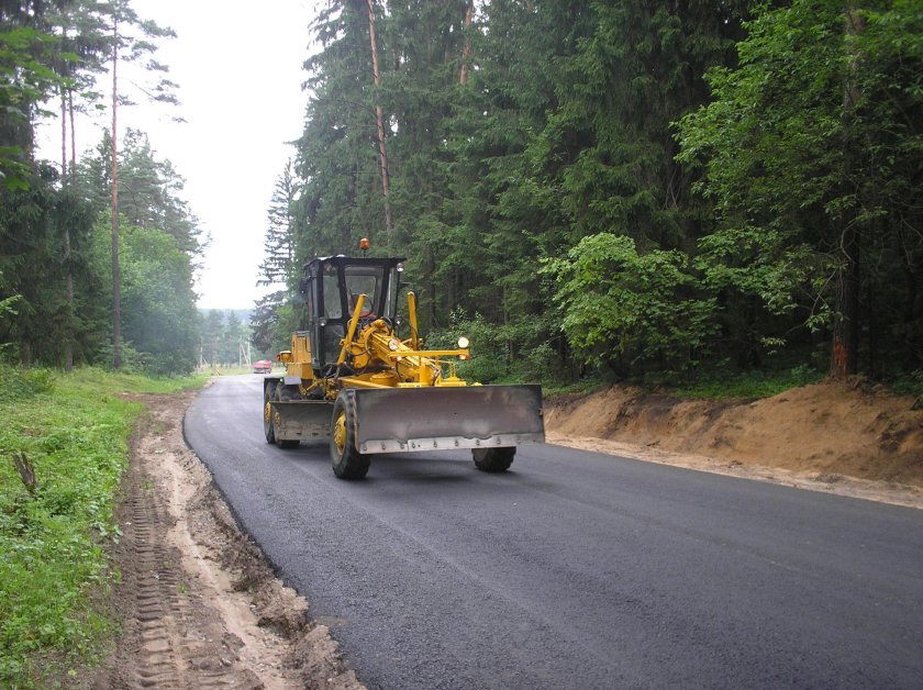 Грейдер Кировец