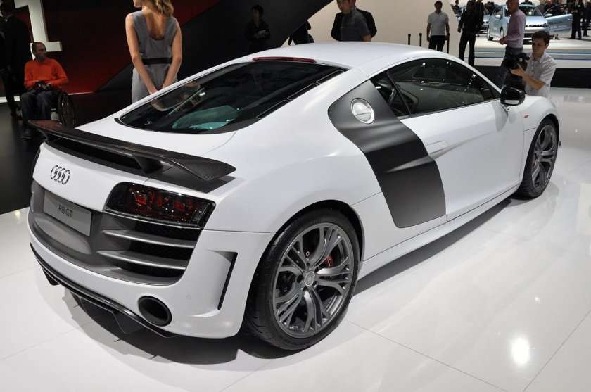 Audi r8 gt 2011