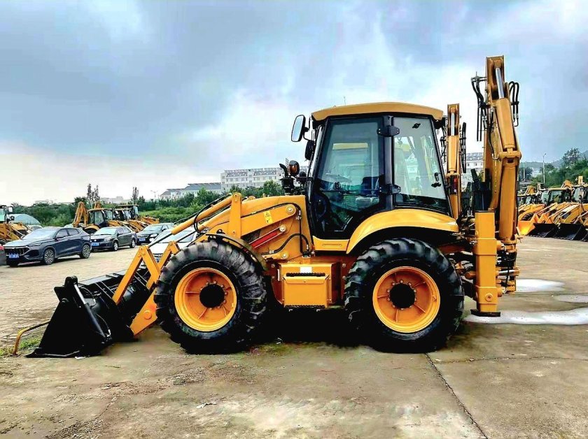 Экскаваторы-погрузчики Leist gross