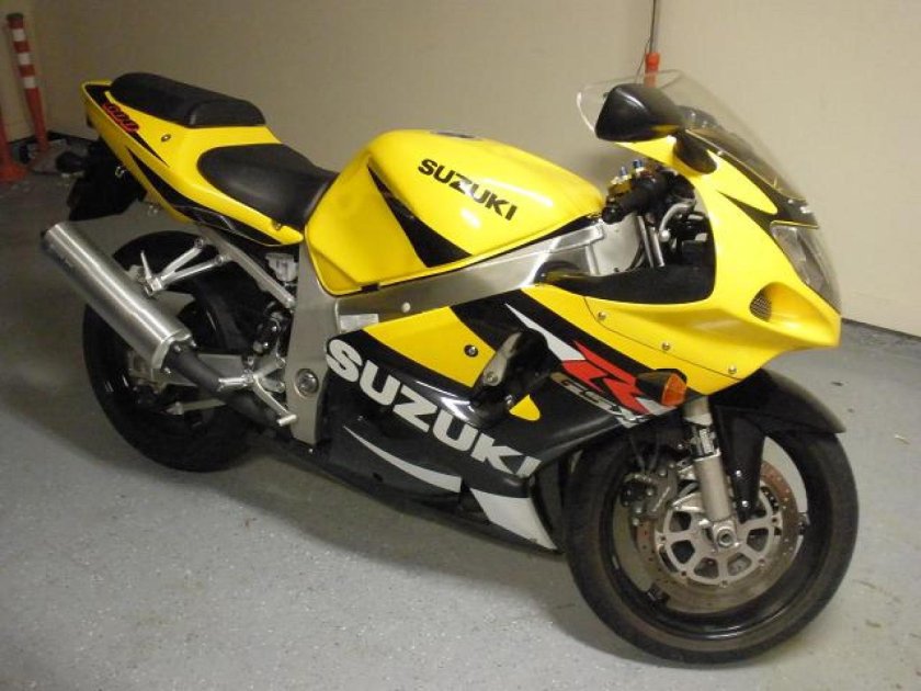 Suzuki GSX R 600 2001