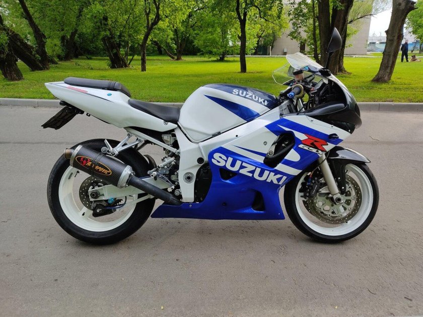Suzuki GSXR 600