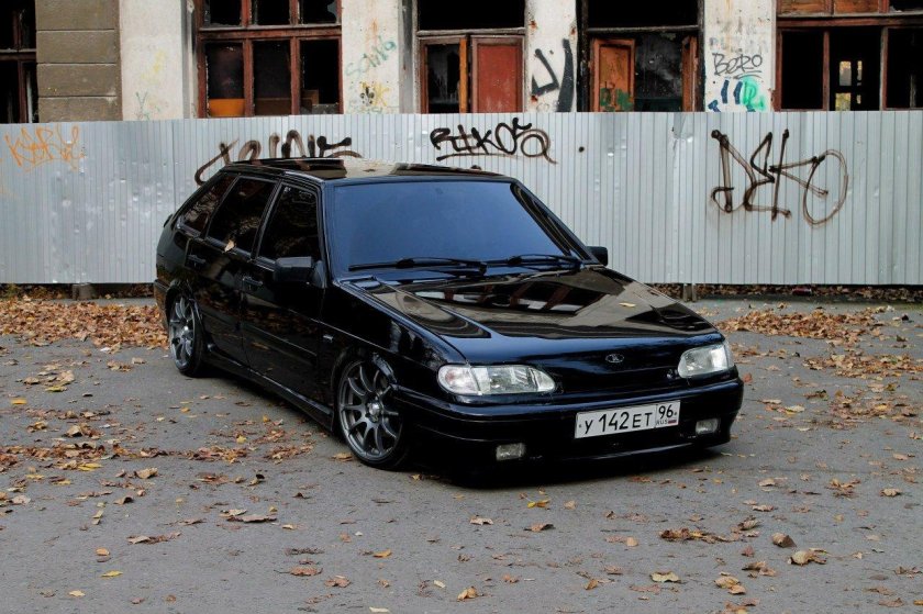 Четырка 2114 черная