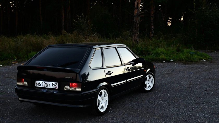 Лада 2114 тонированная