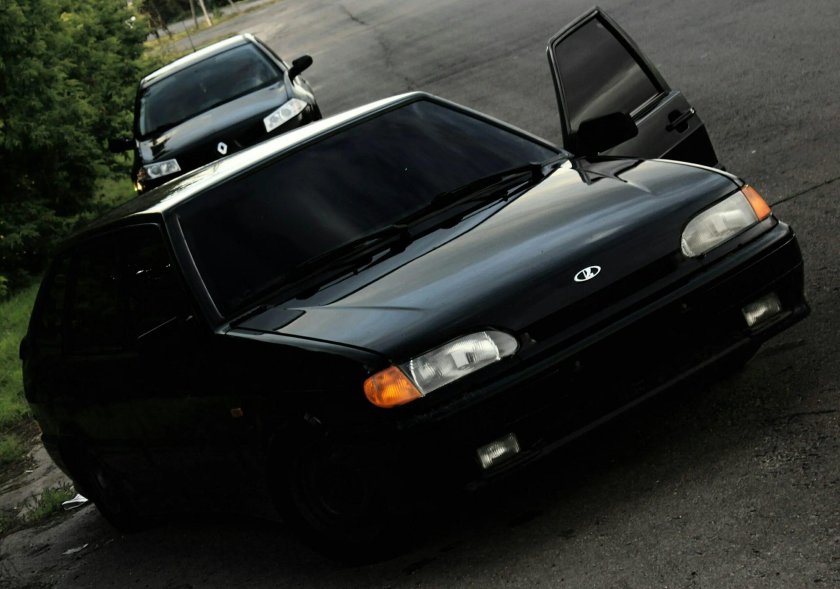 ВАЗ 2114 черная тонированная опер