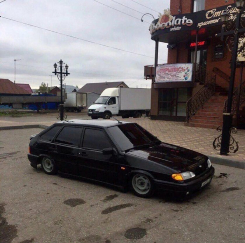 ВАЗ 2114 бункер черная