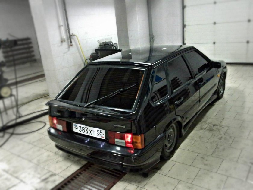 ВАЗ 2114 черная Bunker