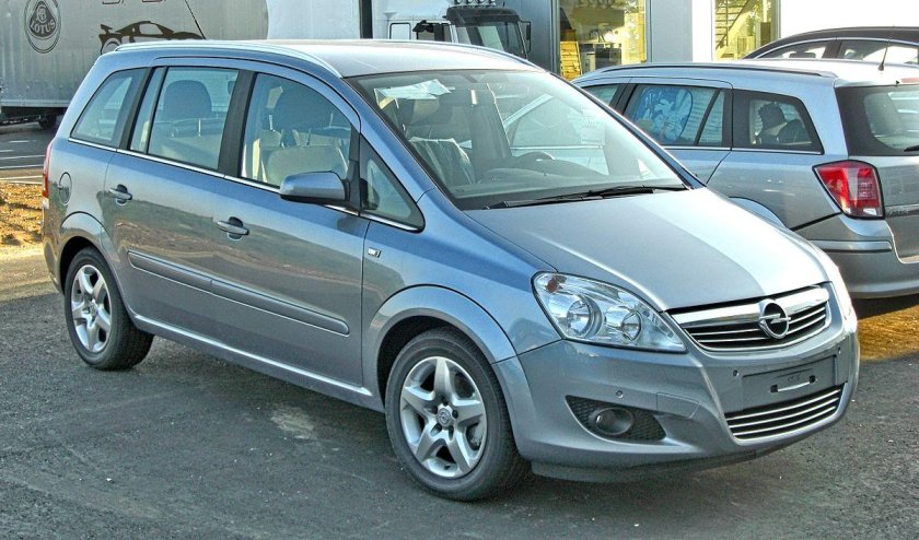 Opel Zafira 1
