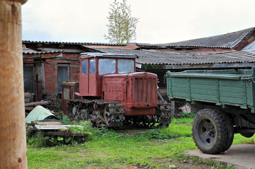 ДТ-54 трактор кабина
